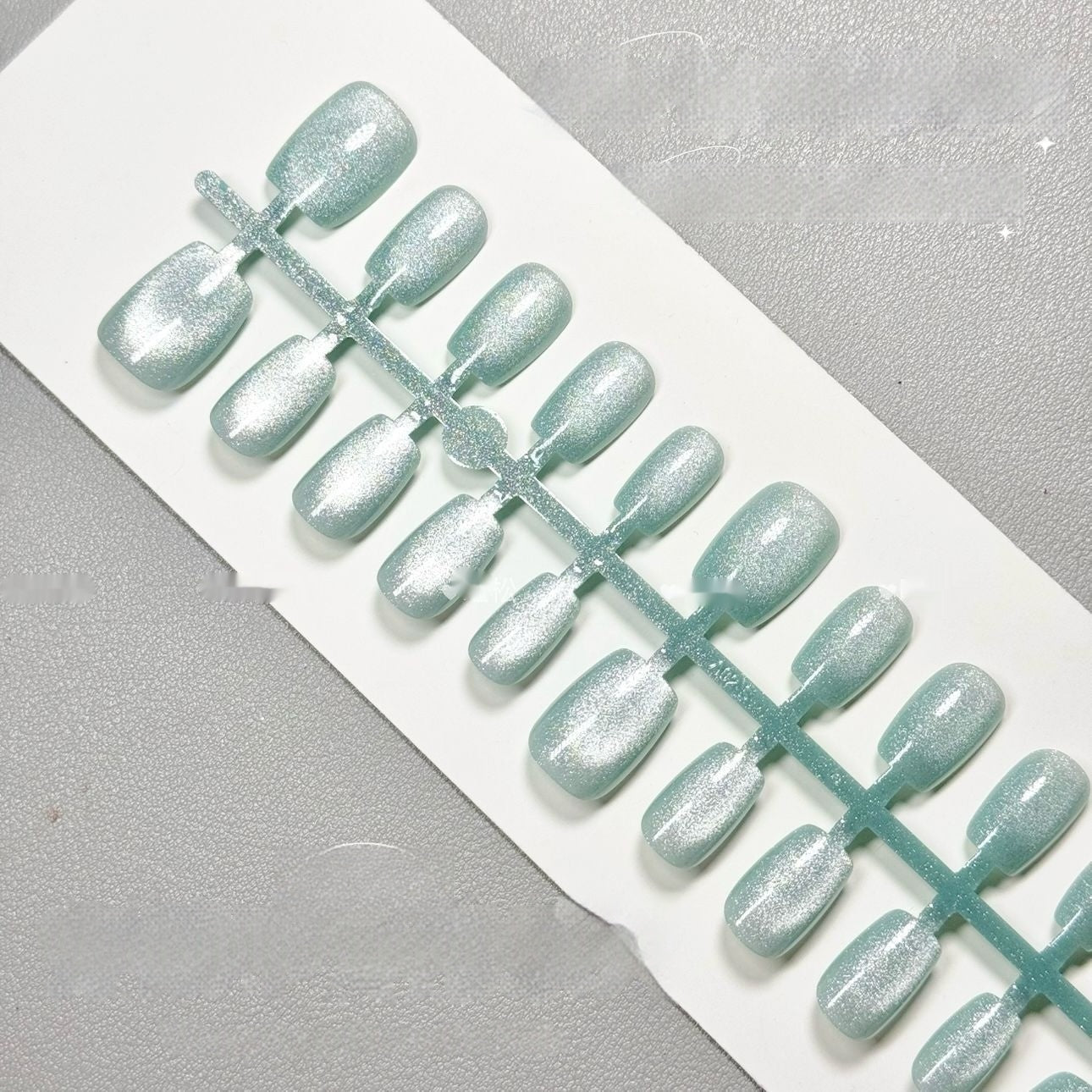 Opal Veil – Press-on Fingernägel, Einfarbig und Cat-Eye – NEXANAILS®