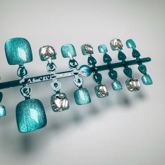 Aqua Crystal | Luxe Pedicure
