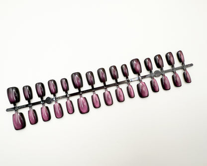 Cosmic Violet – Press-on Fingernägel, Cat-Eye und Einfarbig – NEXANAILS®