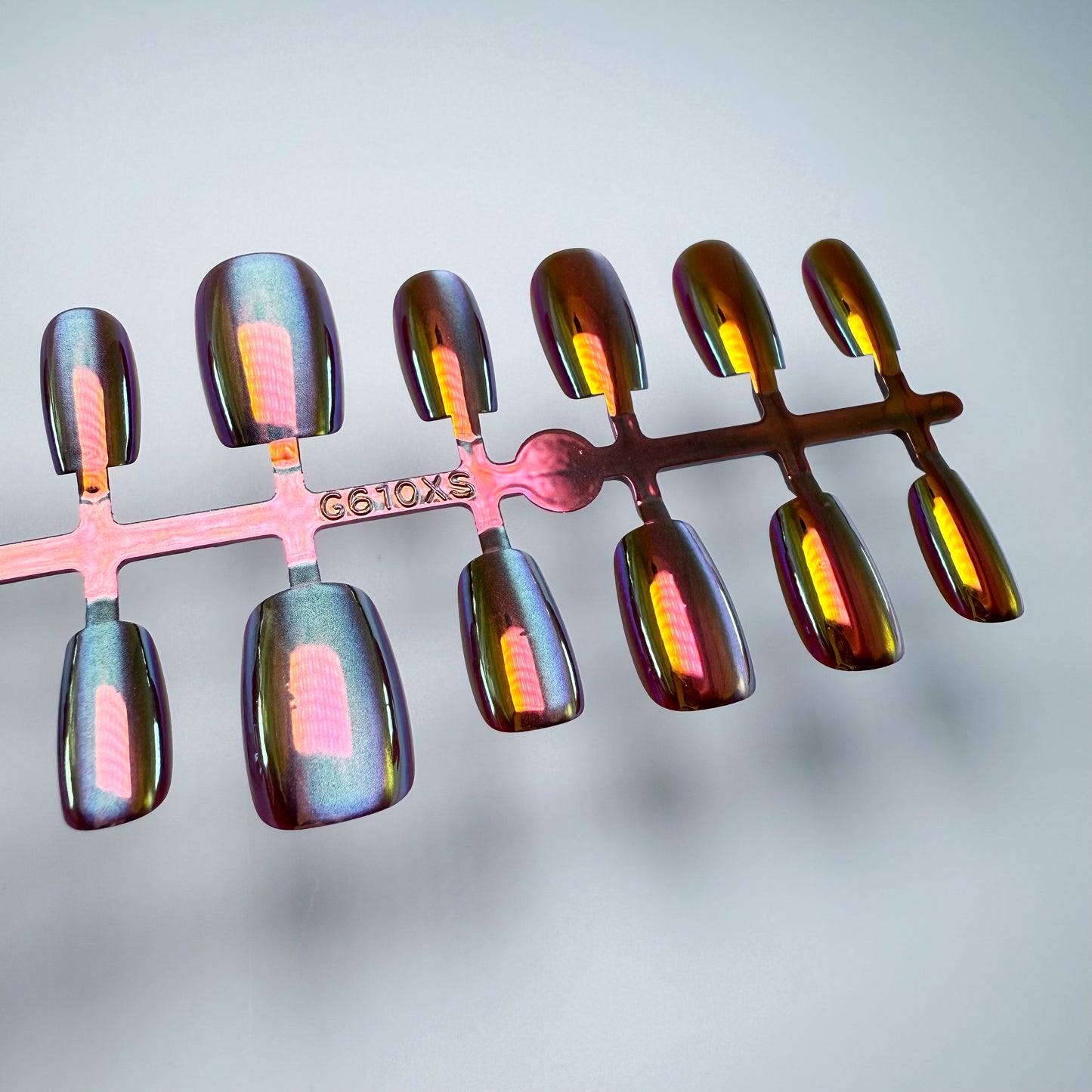 Solar Mirage – Press-on Fingernägel, Polarlicht/Aurora, Cat-Eye, Chrom und Metallisch – NEXANAILS®