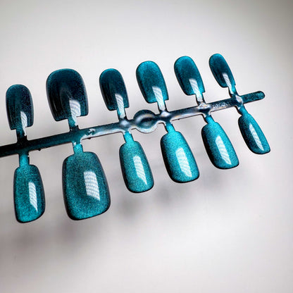 Emerald Pulse – Press-on Fingernägel, Cat-Eye und Glitzer – NEXANAILS®