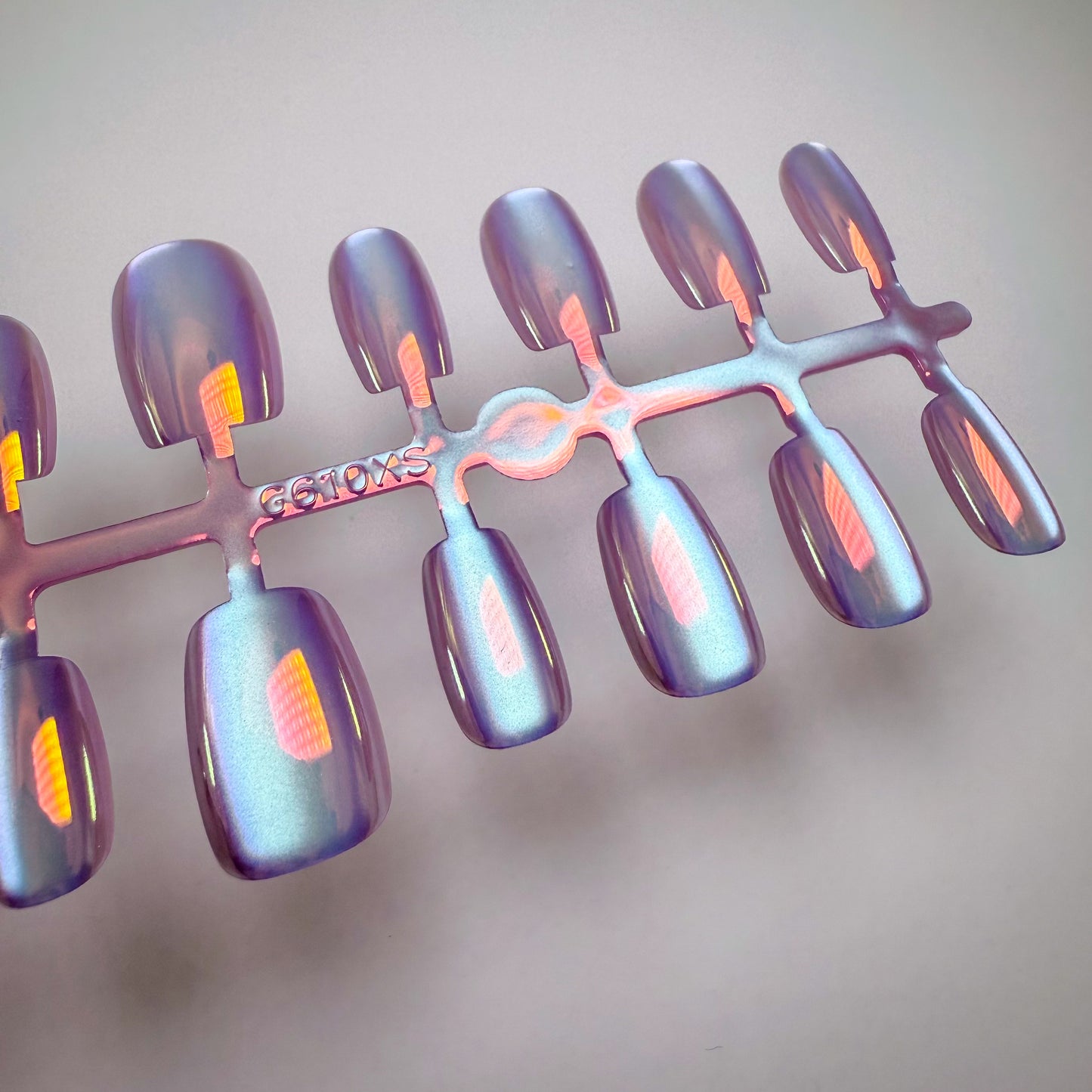 Lavender Mirage – Press-on Fingernägel, Cat-Eye und Polarlicht/Aurora – NEXANAILS®