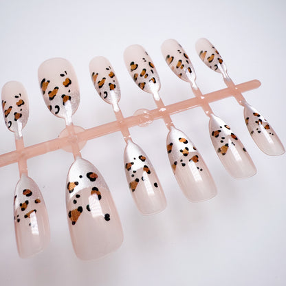 Leopard Chic French
