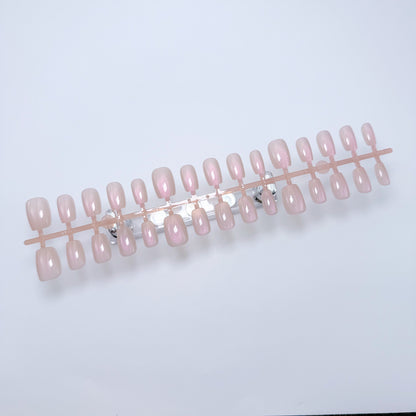 Guava Glow – Press-on Fingernägel, Cat-Eye und Einfarbig – NEXANAILS®