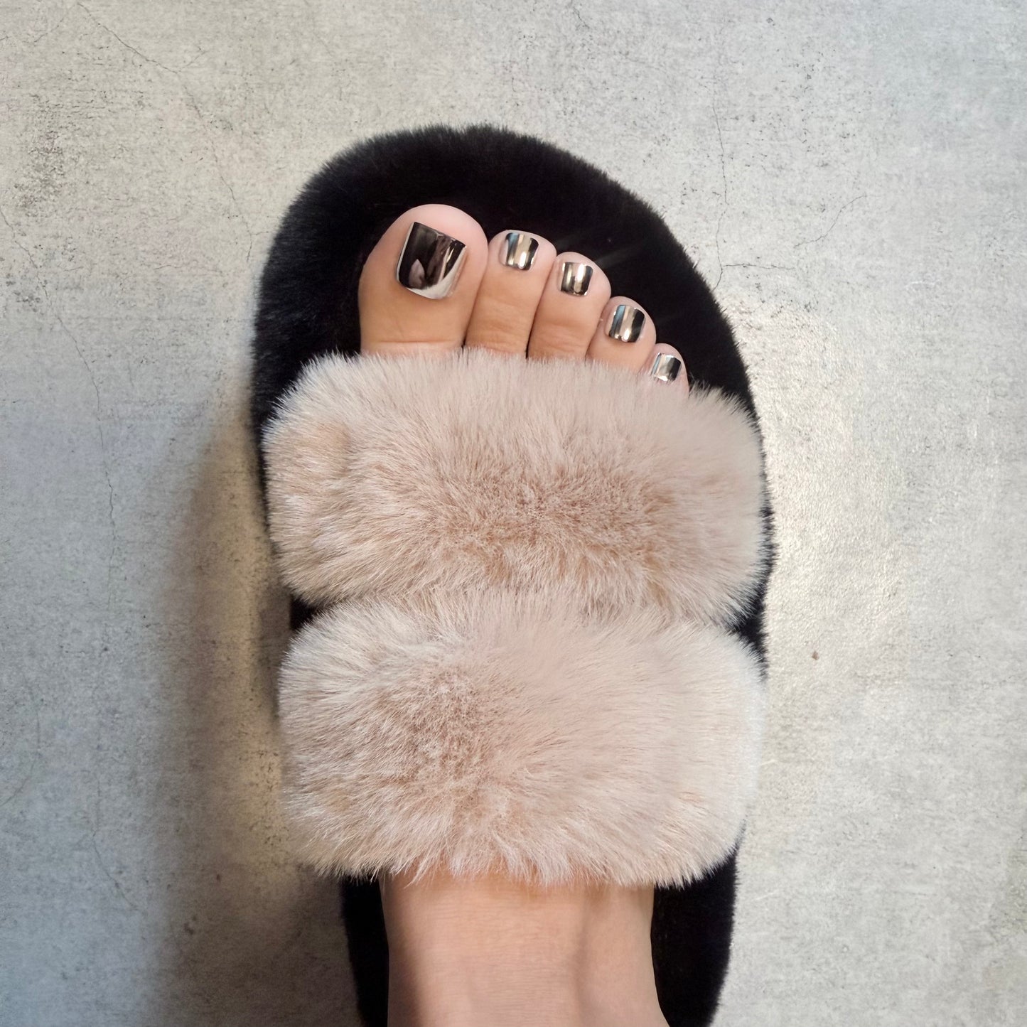 Silver Mirage | Luxe Pedicure